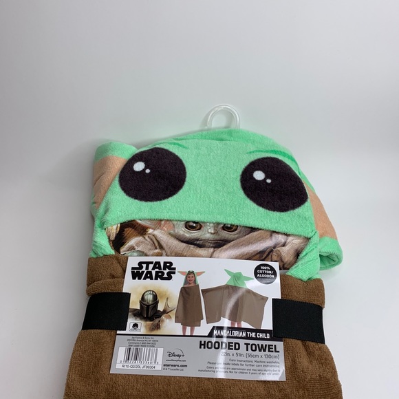 Disney Star War Baby Yoda Hooded Towel 521B01 Easter Basket Pool Beach Vacation - Picture 3 of 4